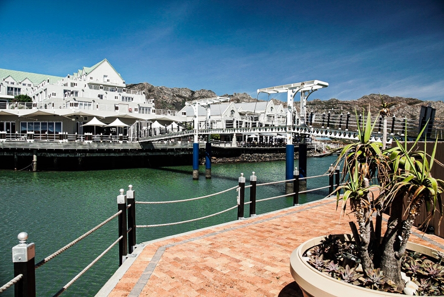 To Let 2 Bedroom Property for Rent in Harbour Island Western Cape